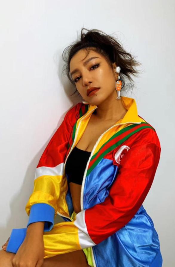 江映蓉健身紧身衣_女明星紧身裤图_江映蓉身材火辣性感