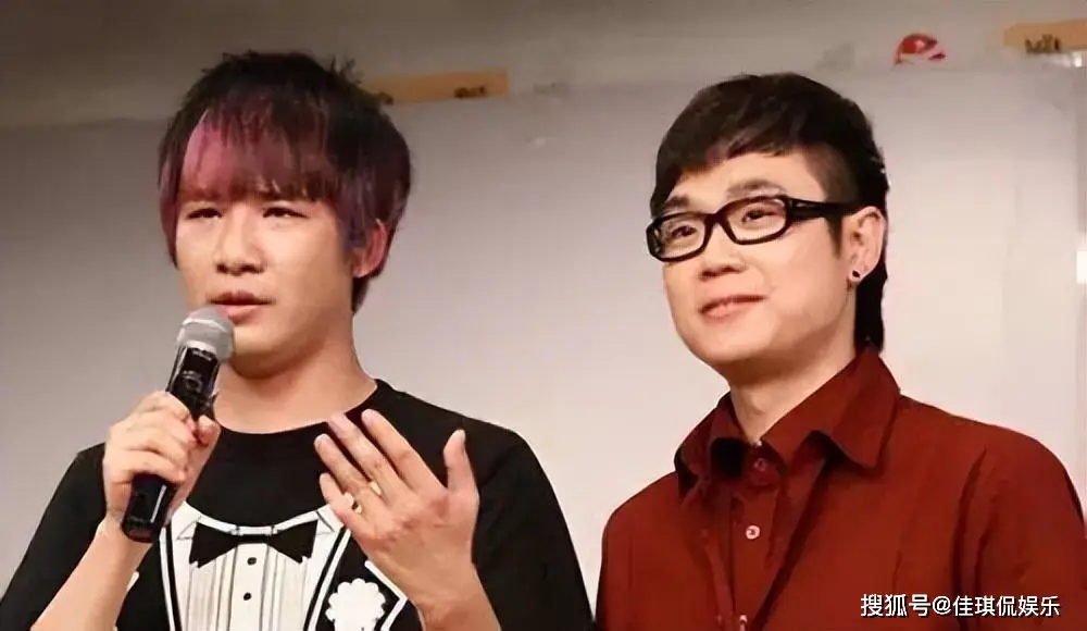 大张伟音乐之路发展历程_大张伟看娱乐圈_大张伟童年经历