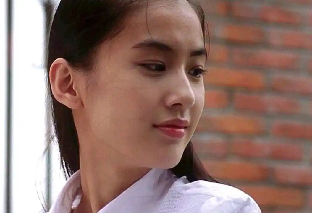 周星驰搭档过的女明星_周星驰电影星女郎_星爷电影女主角